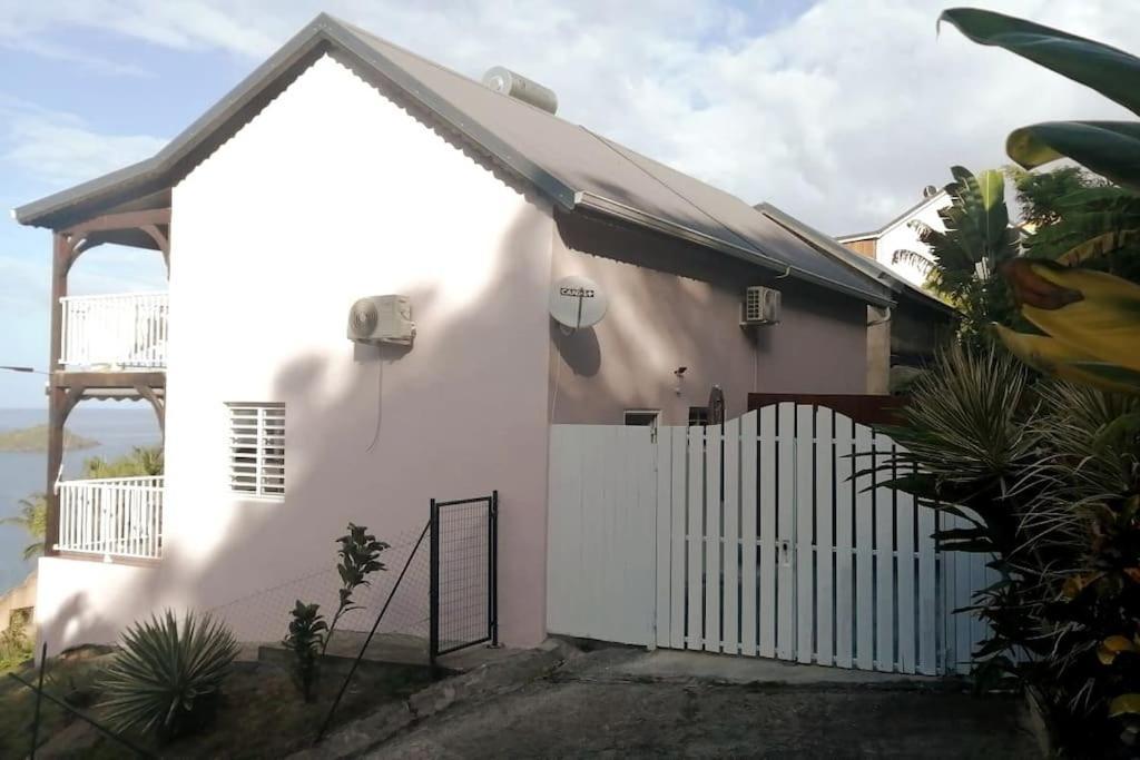Duplex Rose Porcelaine - Vue Mer- Malendure Bouillante Dış mekan fotoğraf